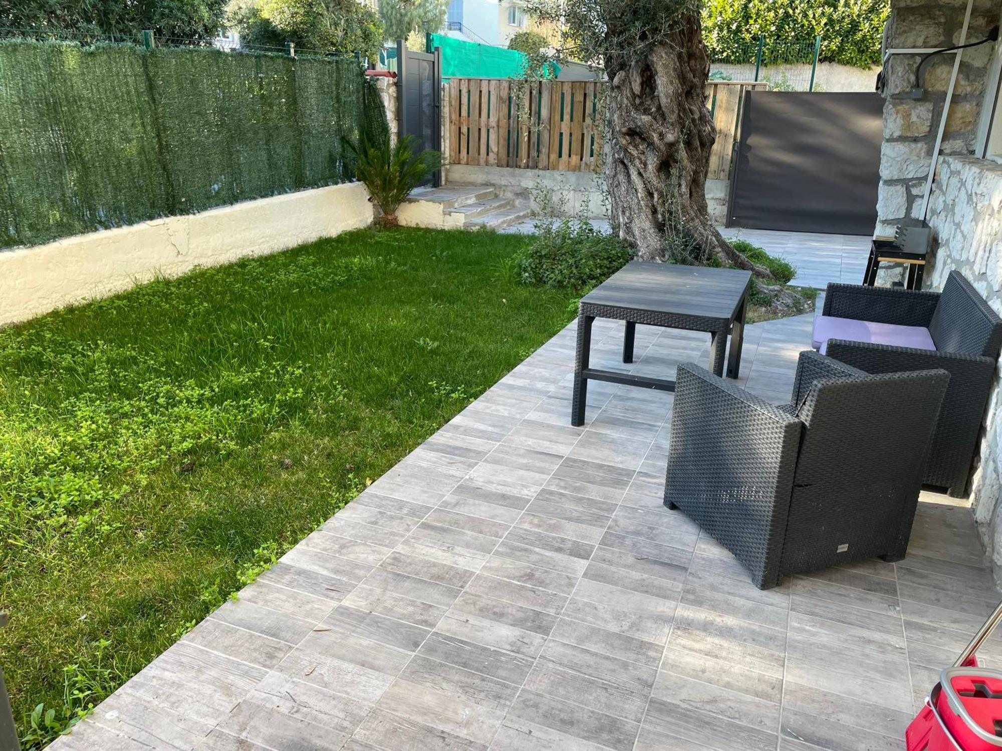 Joli Rez De Jardin 4 Pieces A Cagnes Sur Mer Экстерьер фото